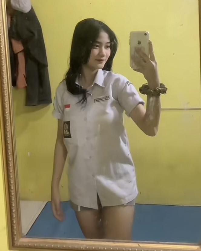 Abg Cantik Dipaksa Paman Sampai Kesakitan Kisah Cinta Beda Usia Yang Mengharukan Hot New Part 2